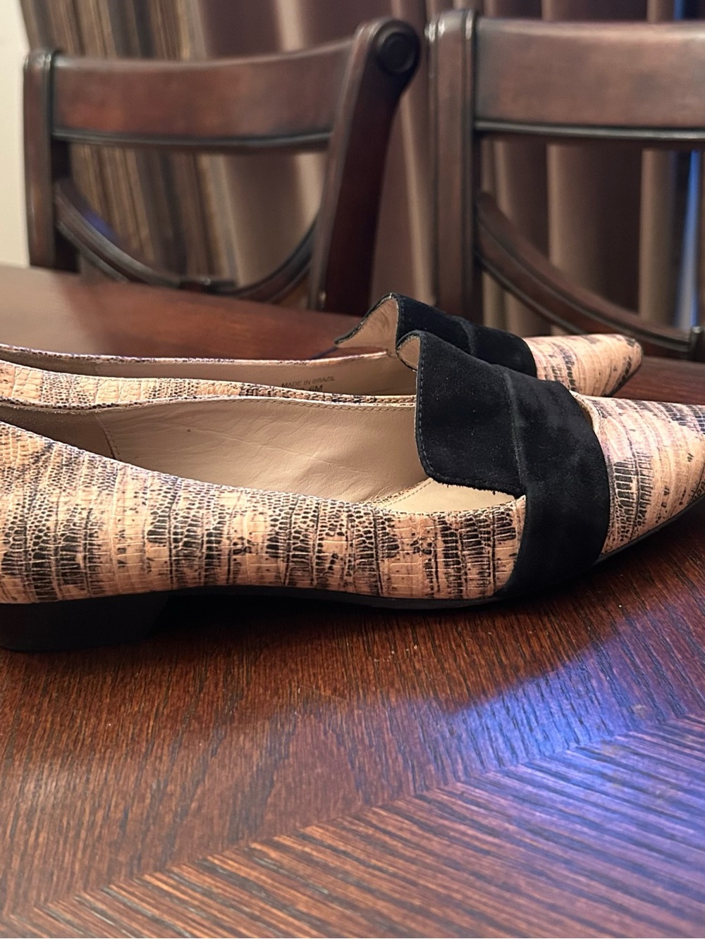 10 Crosby Derek Lam Women's Pointed Flats in Light Pink Black Suede Accent Sz 6 - Picture 2 of 7